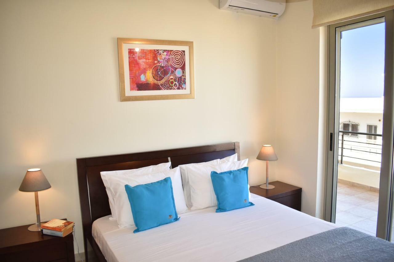 Karma Apartment - Next To Sandy Beach Chania  Bagian luar foto